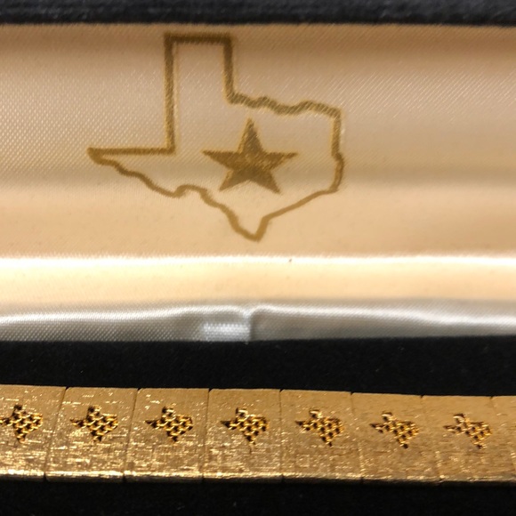 Texas gold bracelet by Cahoots of Houston - Picture 3 of 4